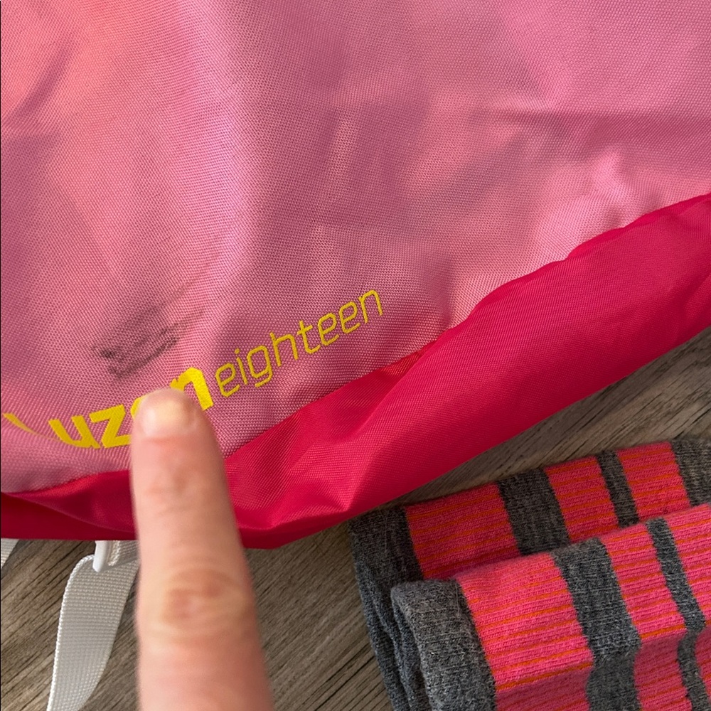 Cotopaxi day pack with matching socks - Picture 2 of 5